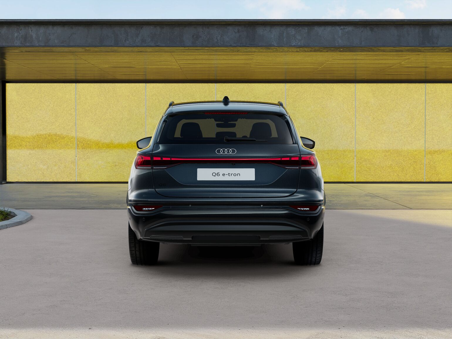 Audi Q6 e-tron