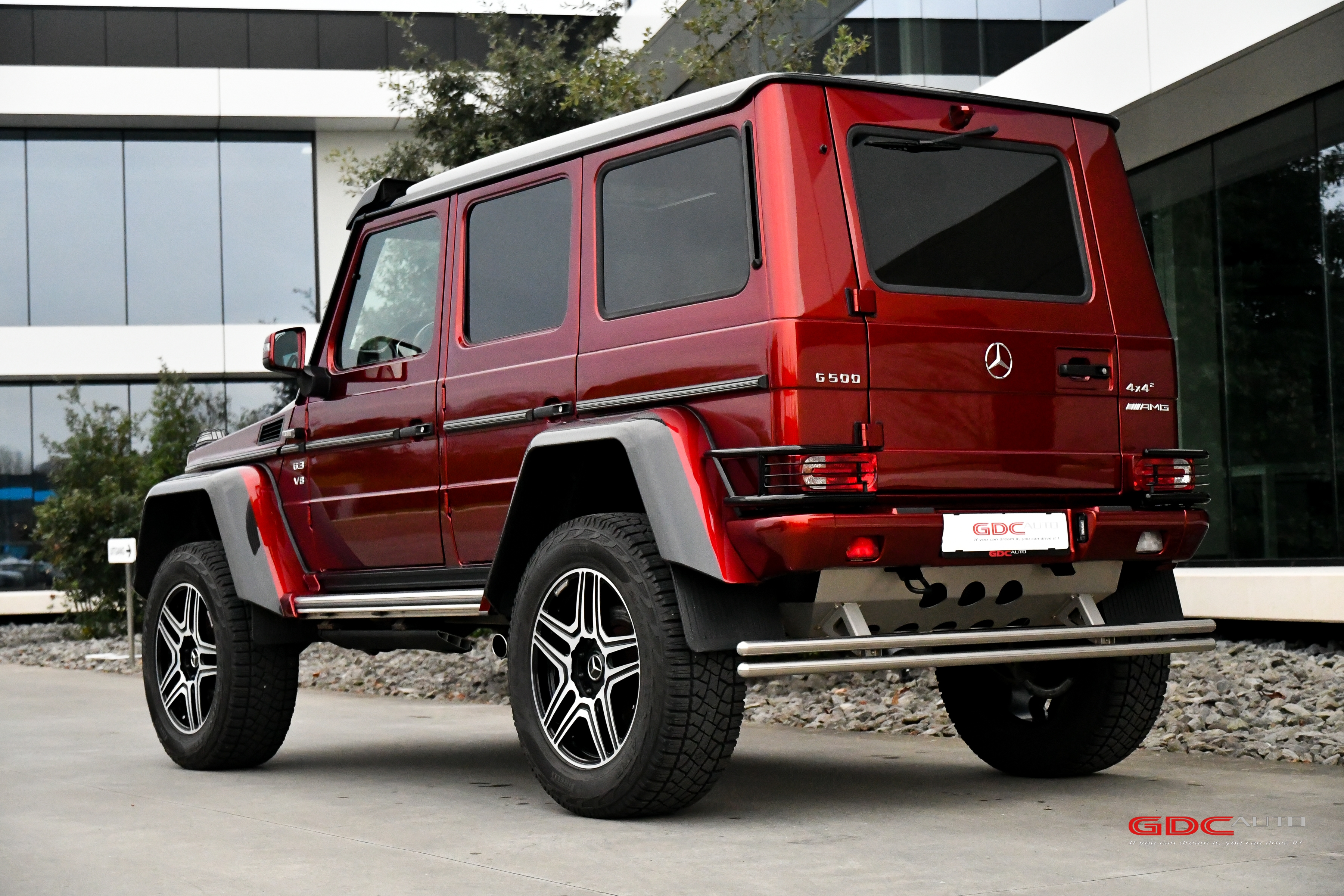 Mercedes-Benz G 500