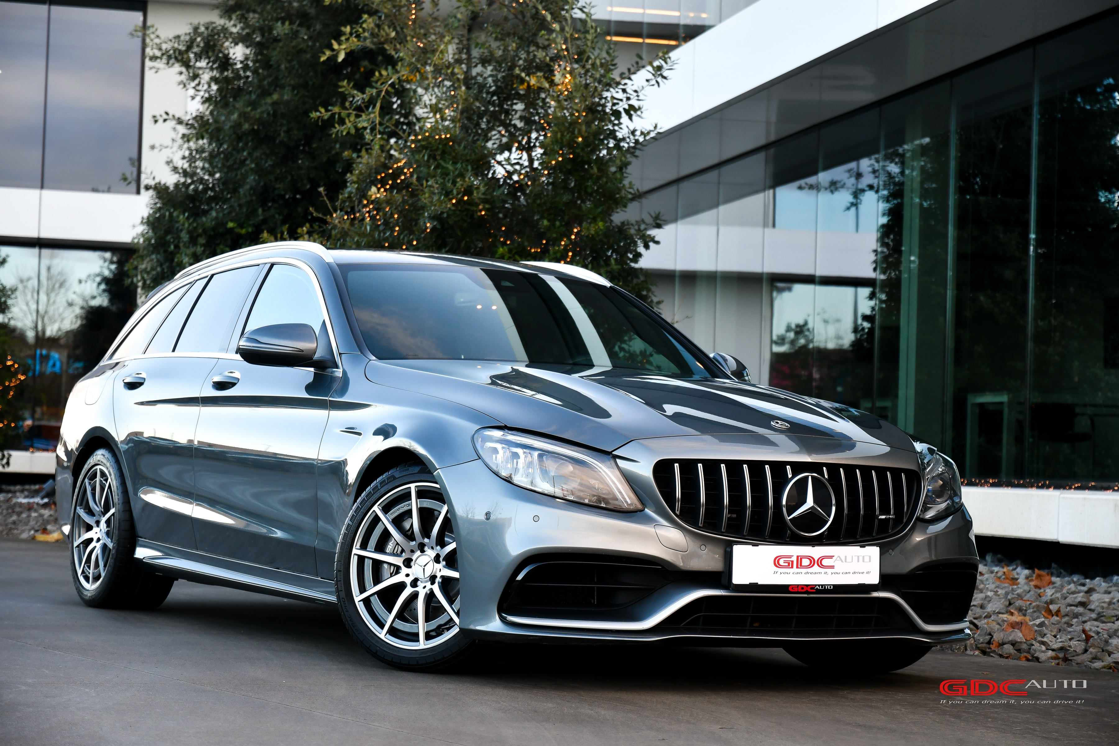 Mercedes-Benz C 63 AMG