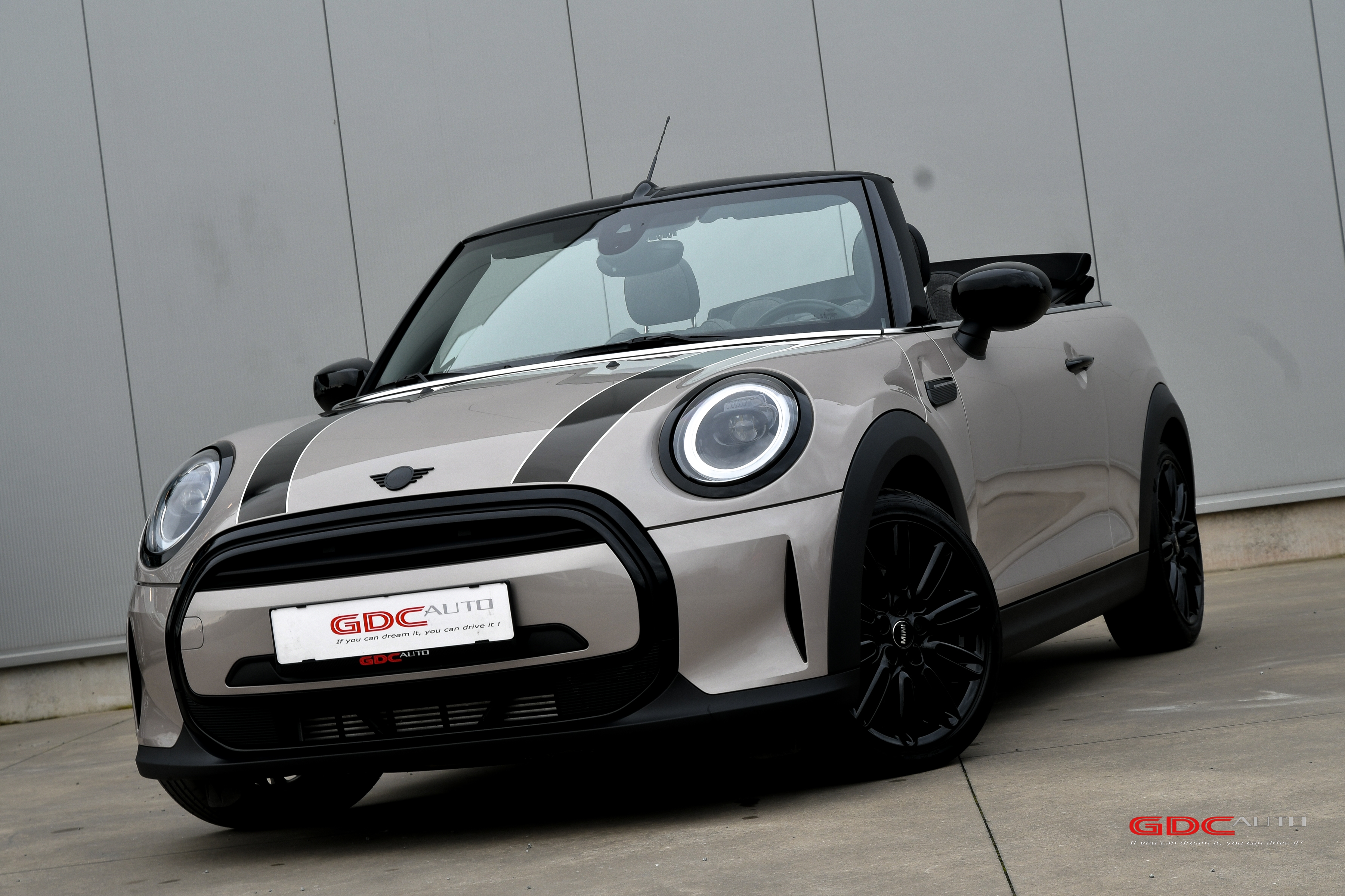 MINI Cooper Cabrio