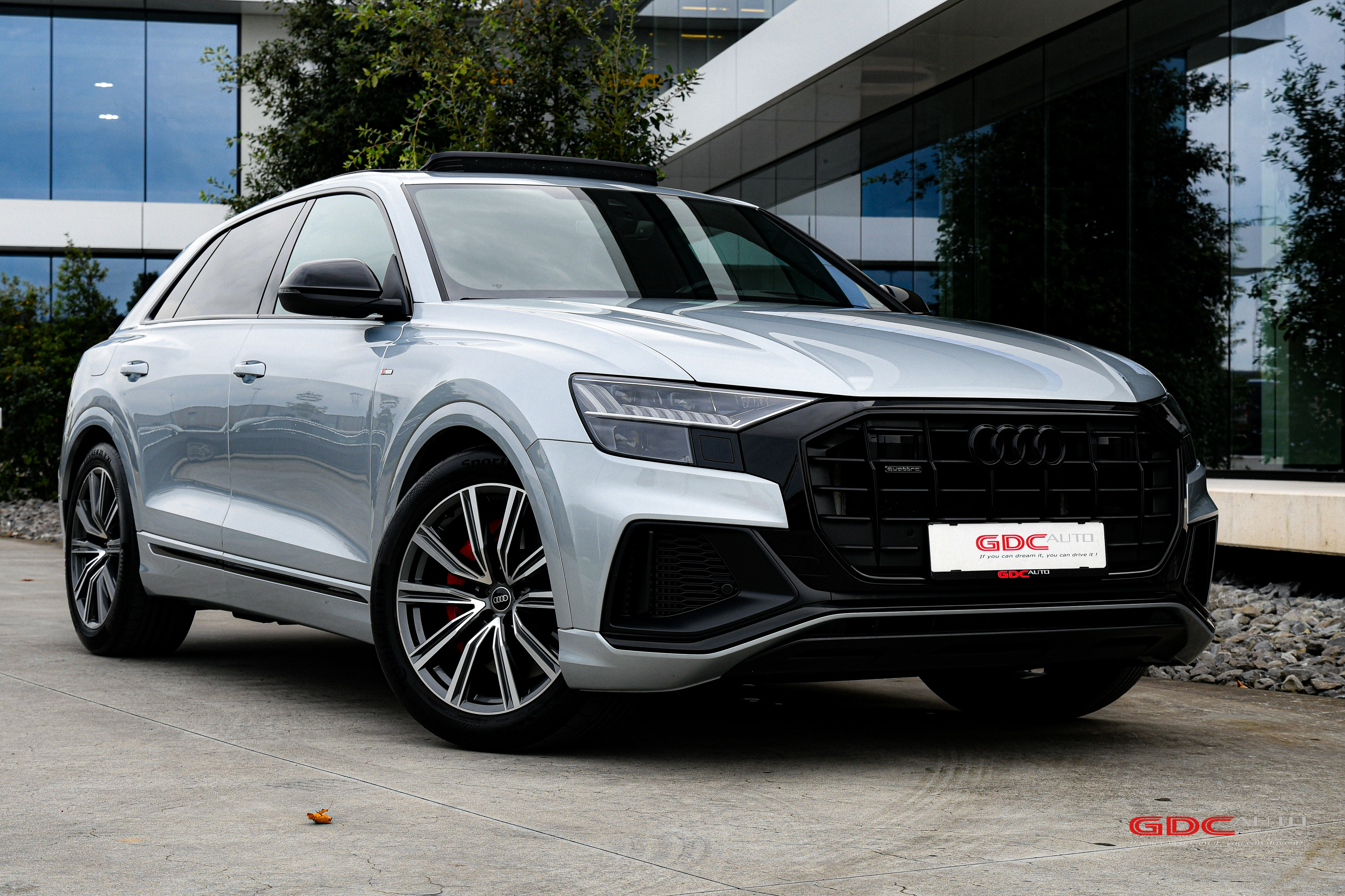 Audi Q8